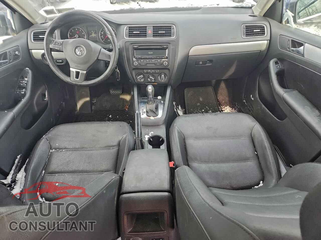 VOLKSWAGEN JETTA 2013 - 3VWDP7AJ6DM200085