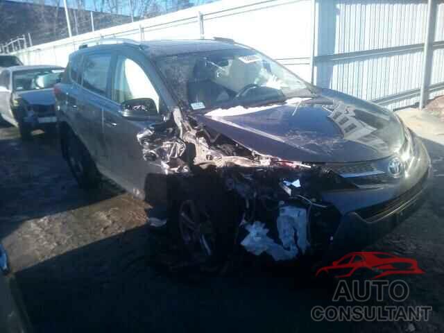 TOYOTA RAV4 2015 - JTMRFREV3FD162320