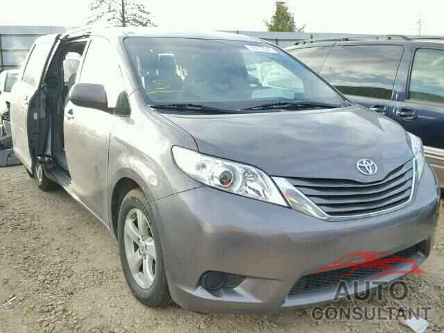 TOYOTA SIENNA 2015 - 5TDKK3DC5FS652630