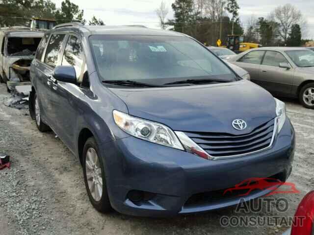 TOYOTA SIENNA 2015 - 5TDJK3DC4FS118370