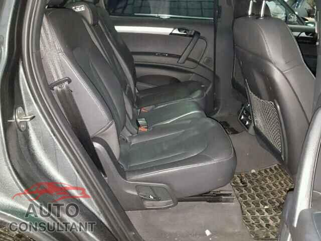 AUDI Q7 2015 - WA1WMAFE9FD023053