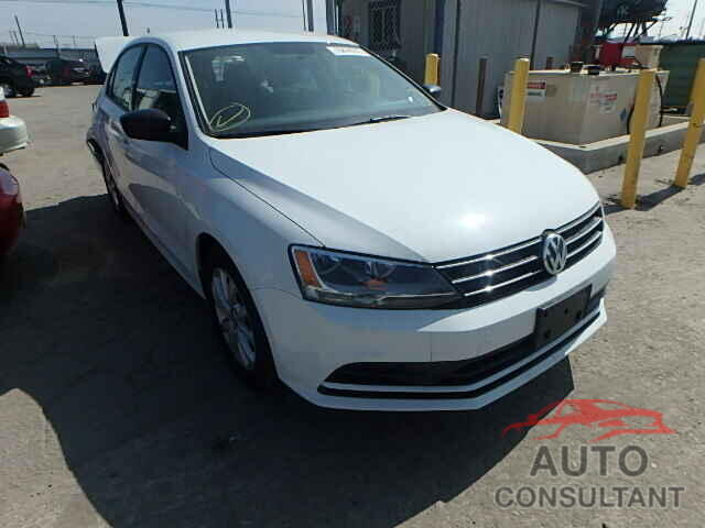 VOLKSWAGEN JETTA 2015 - 3VWD17AJ5FM321890
