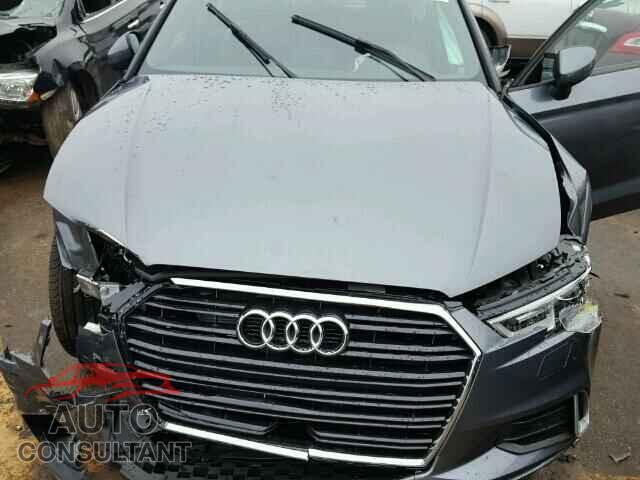 AUDI A3 2017 - WAUAUGFF5H1034774