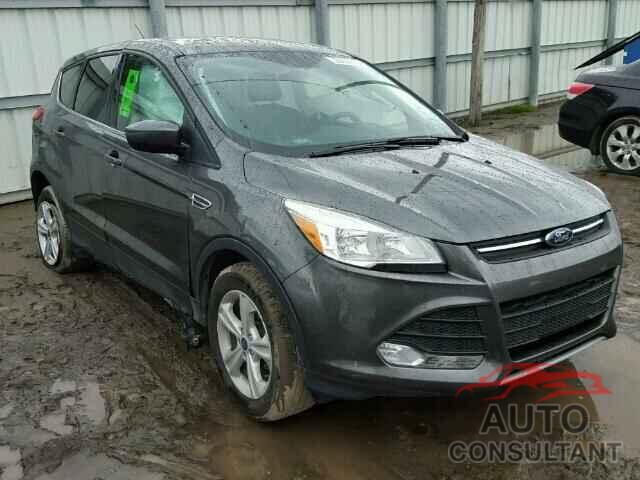 FORD ESCAPE 2015 - 1FMCU0GXXFUC74517