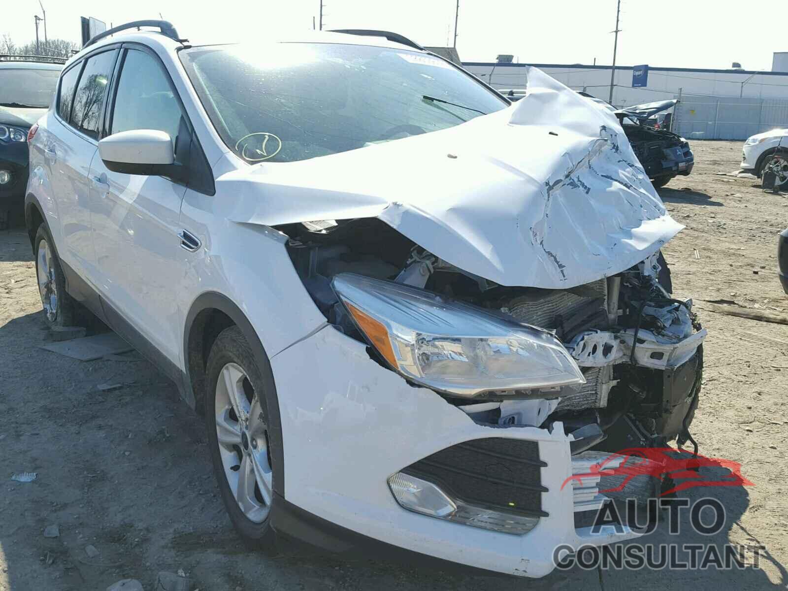 FORD ESCAPE 2015 - 1FMCU9GX7FUA30425
