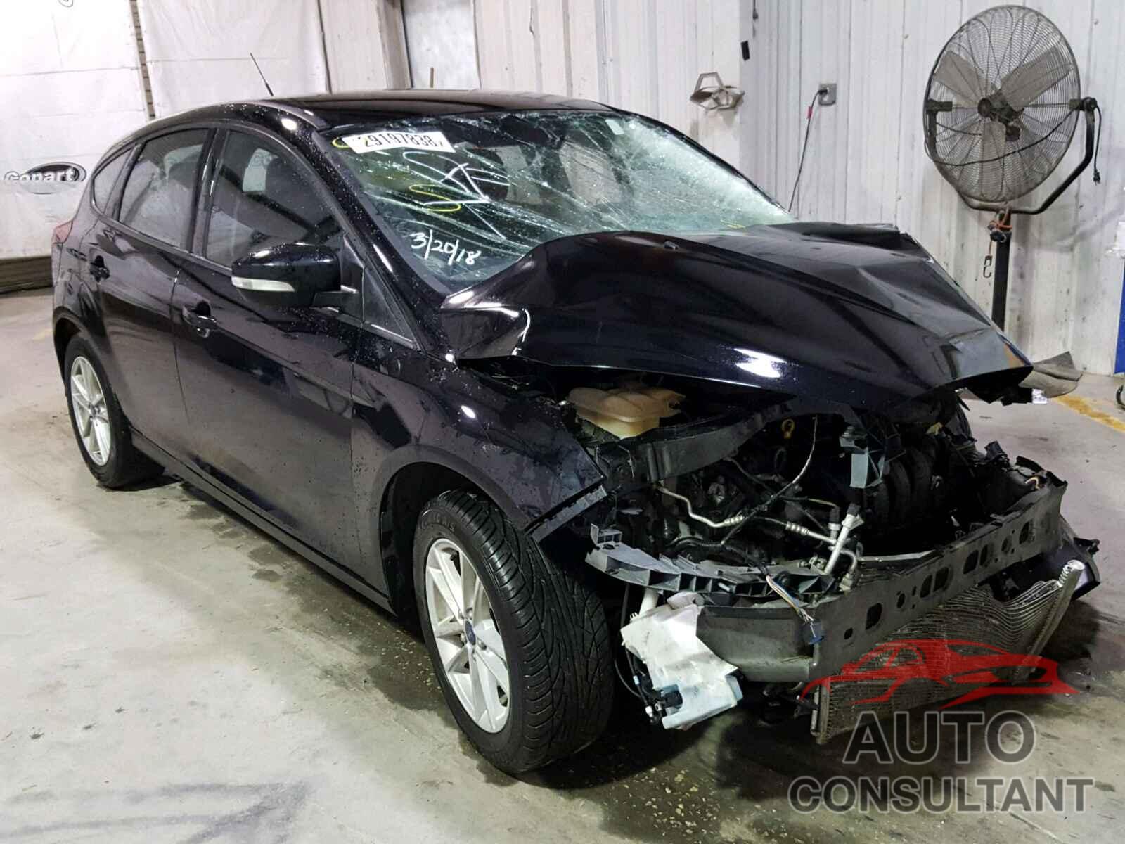 FORD FOCUS 2016 - 1FADP3K2XGL270526