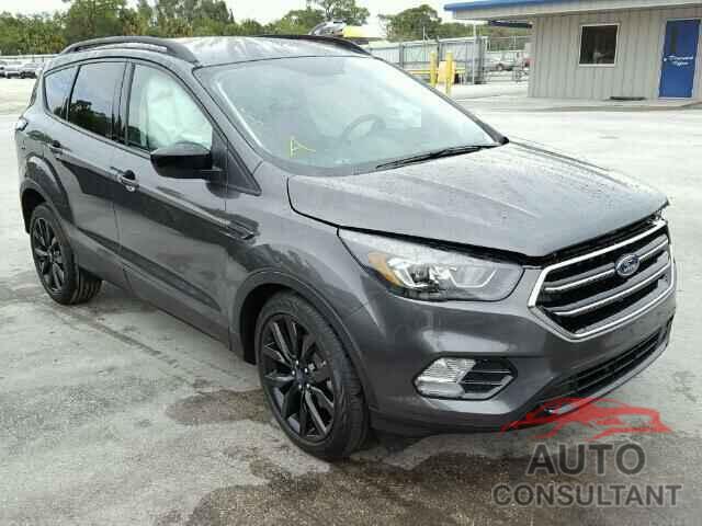 FORD ESCAPE 2017 - 1FMCU0GD2HUD05252