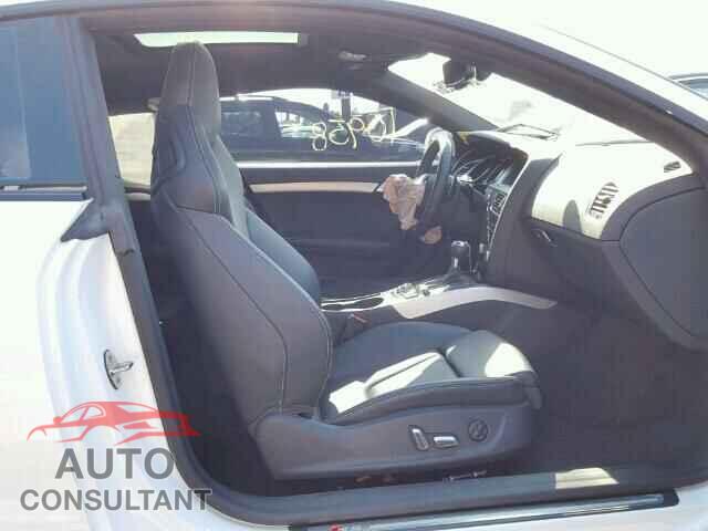 AUDI S5/RS5 2015 - WAUCGAFR8FA025359