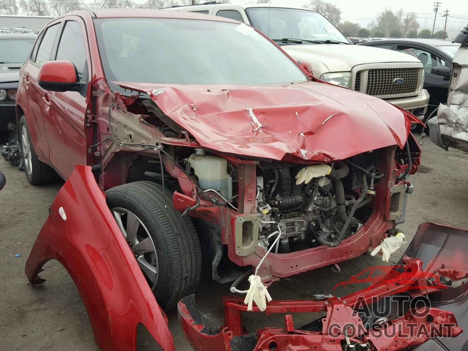 MITSUBISHI OUTLANDER 2015 - 4A4AP3AUXFE033546