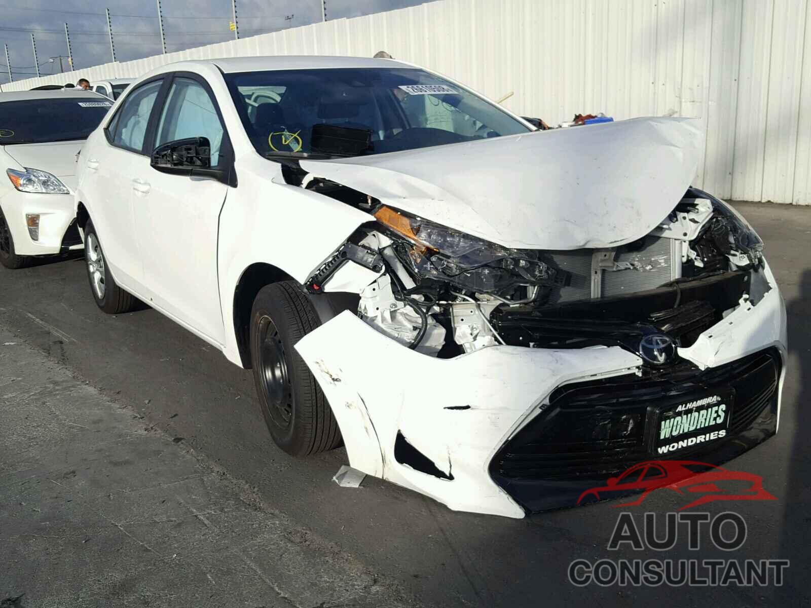 TOYOTA COROLLA 2018 - 5YFBURHE7JP747054