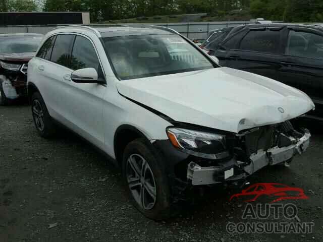 MERCEDES-BENZ GLC300 2017 - WDC0G4KB1HF138148
