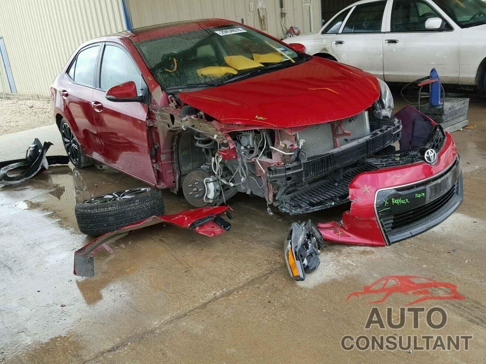 TOYOTA COROLLA 2015 - 5YFBURHE5FP194492
