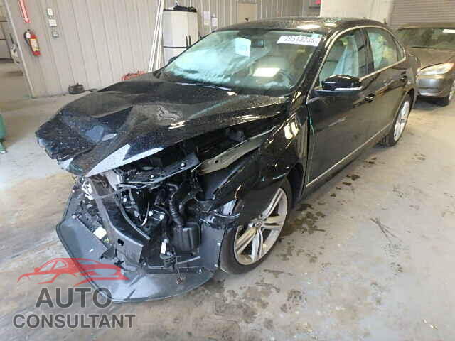 VOLKSWAGEN PASSAT 2015 - 1VWCV7A36FC059171