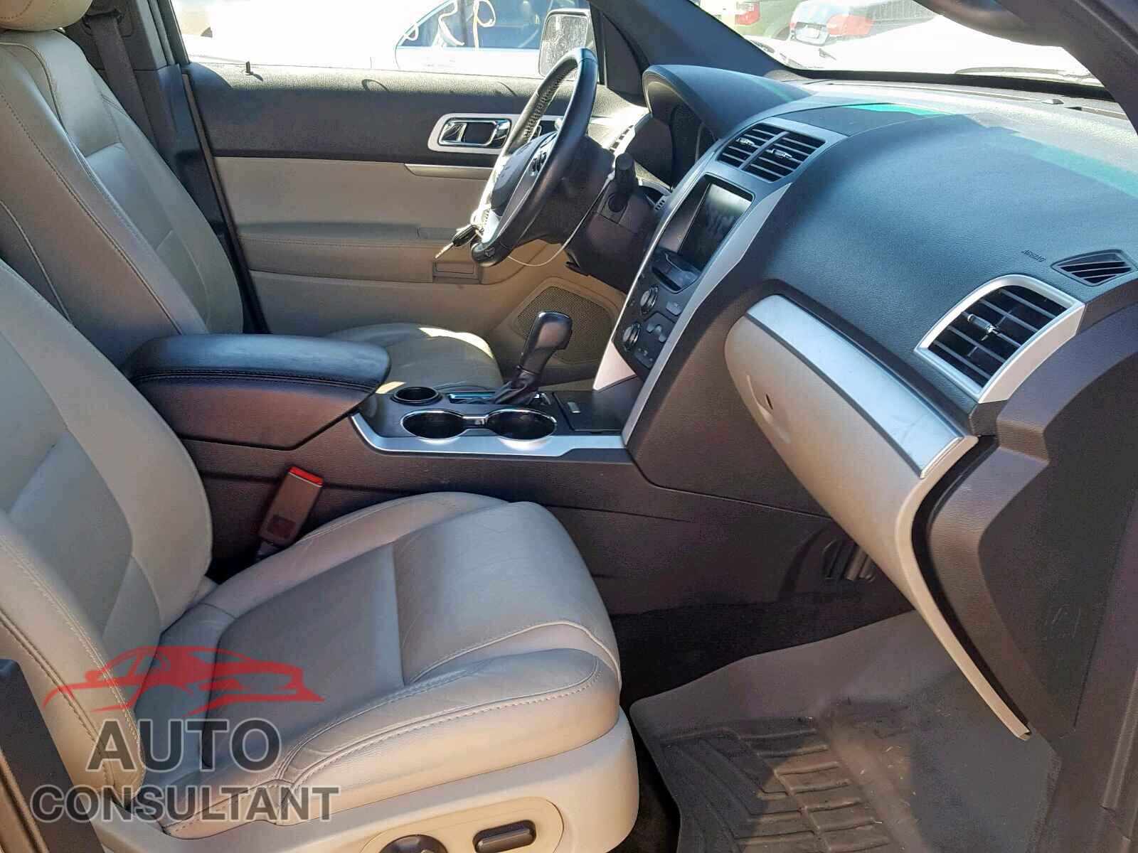 FORD EXPLORER X 2015 - JTDEAMDE1MJ009404