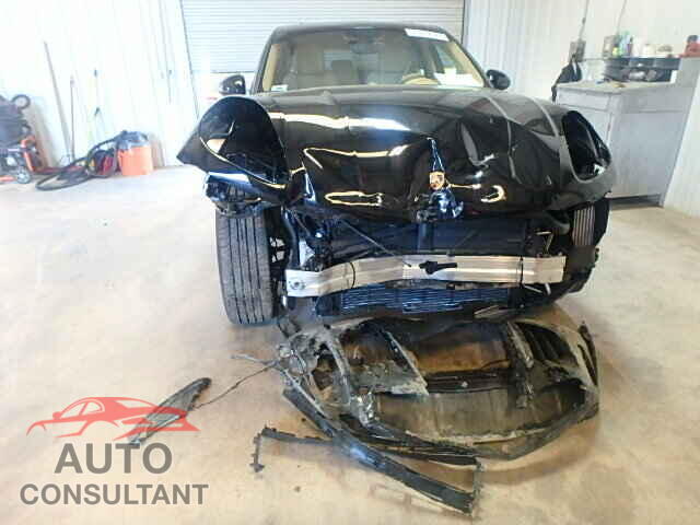 PORSCHE MACAN 2015 - WP1AB2A55FLB67612