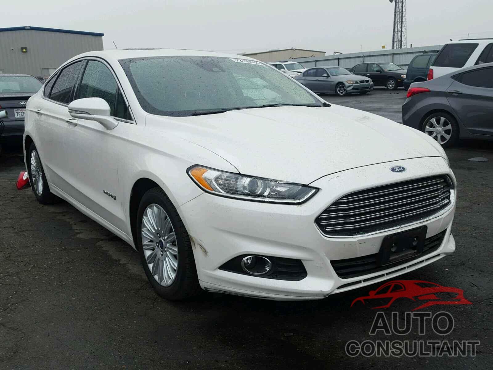FORD FUSION 2015 - 3FA6P0LU4FR295381