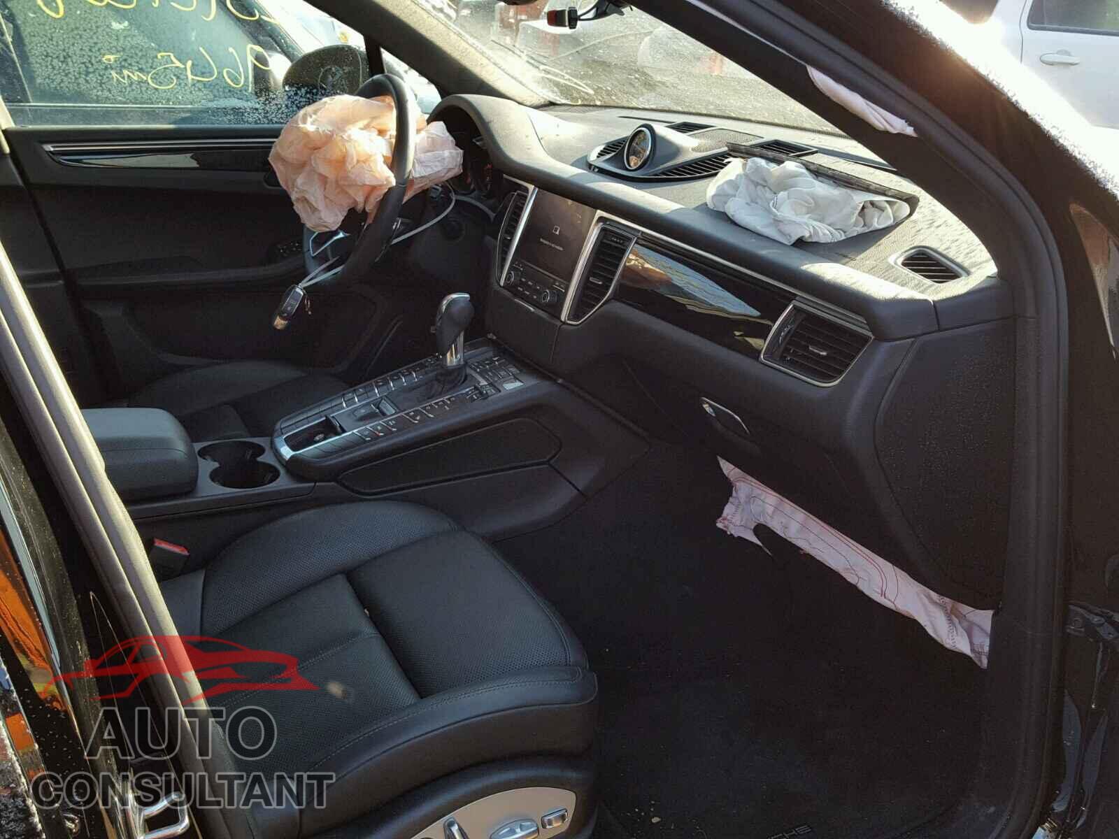 PORSCHE MACAN 2017 - WP1AA2A58HLB81834
