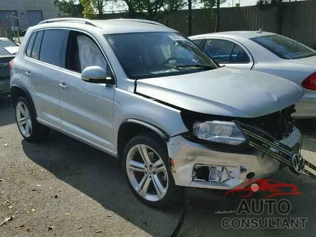 VOLKSWAGEN TIGUAN 2016 - WVGAV7AX4GW603921