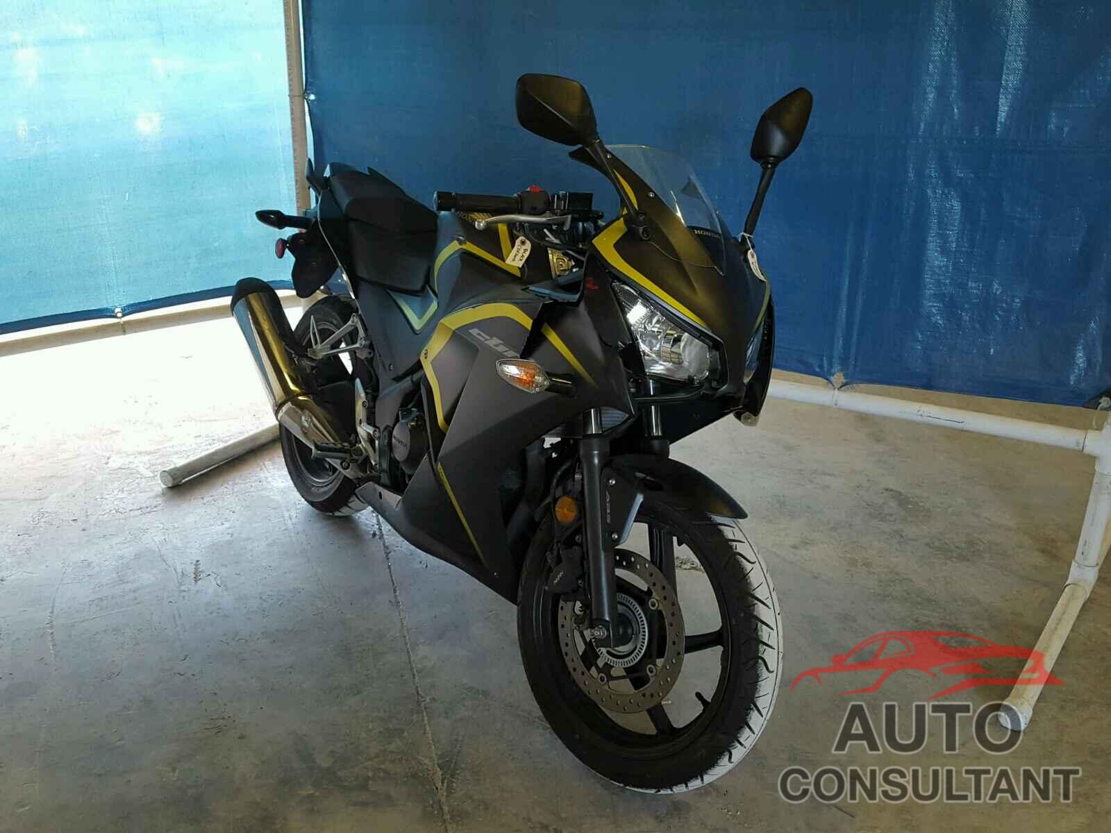 HONDA CBR CYCLE 2015 - MLHNC5155F5101015