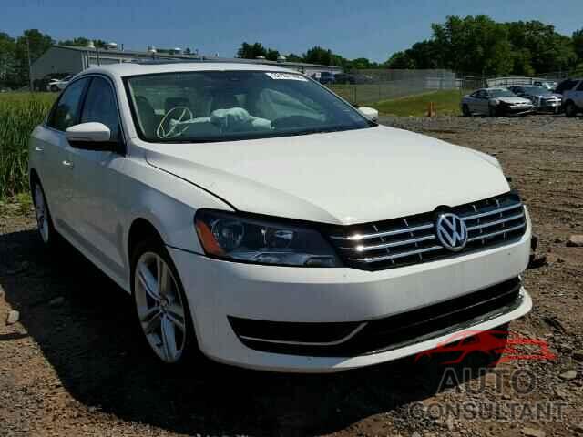 VOLKSWAGEN PASSAT 2015 - 1VWBV7A33FC023465