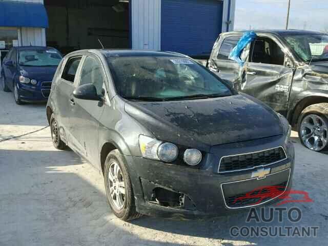 CHEVROLET SONIC 2015 - 1G1JC6SH4F4146218