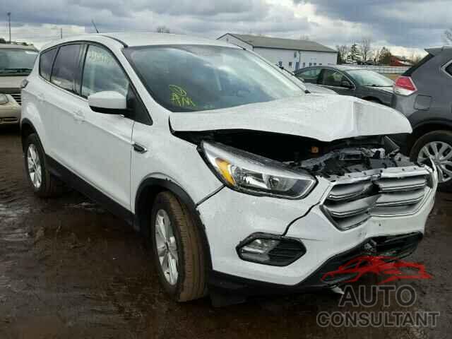 FORD ESCAPE 2017 - 1FMCU9G90HUC03139