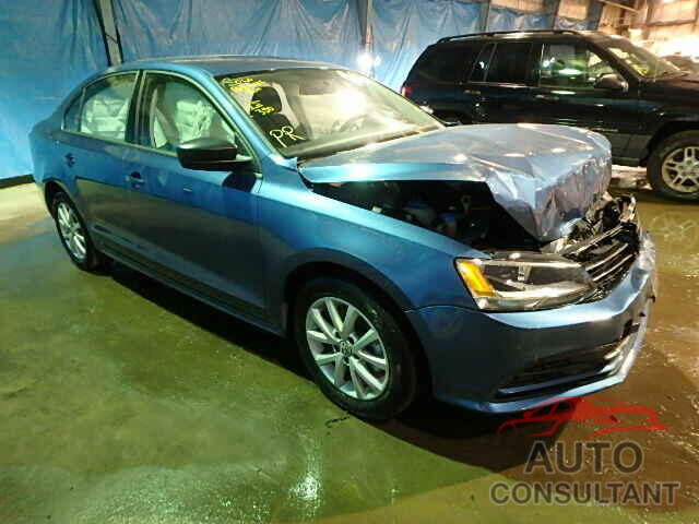 VOLKSWAGEN JETTA 2015 - 3VWD17AJ5FM259276