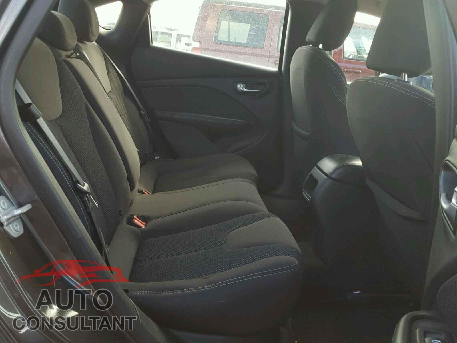 DODGE DART 2015 - 1C3CDFBB5FD352029
