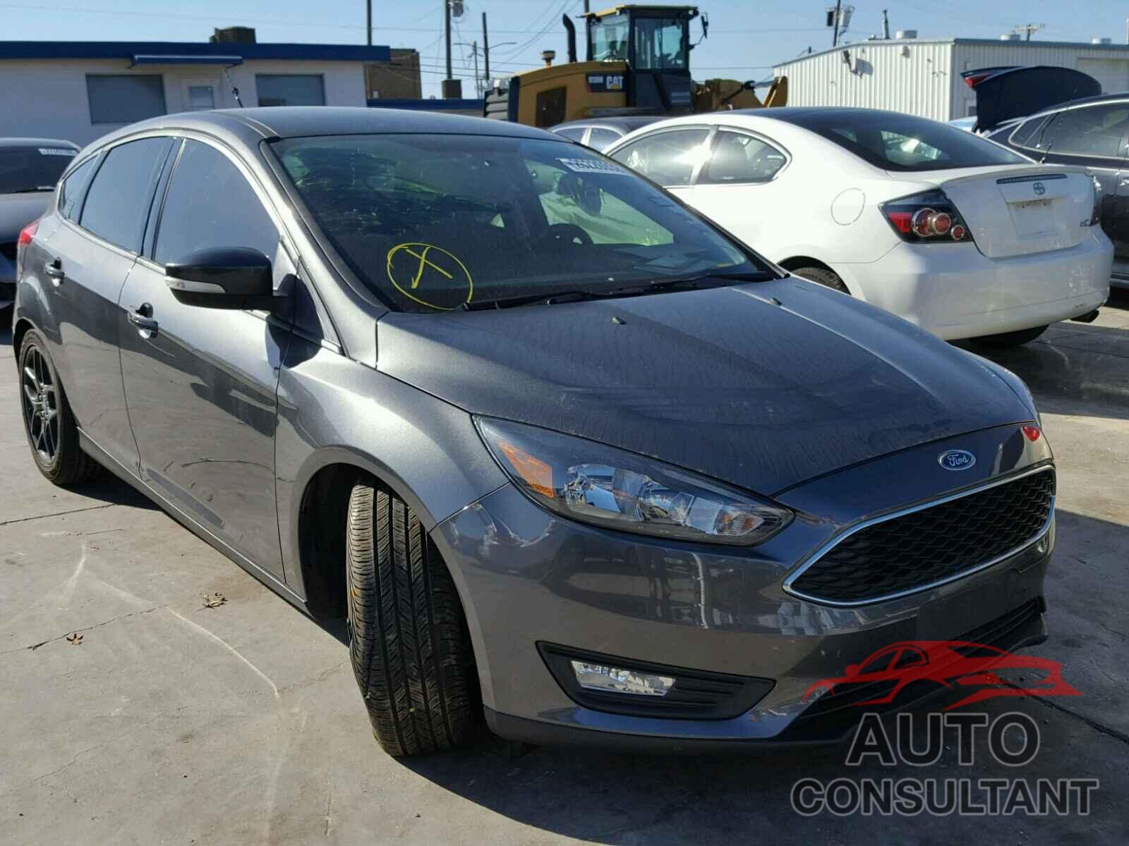 FORD FOCUS 2016 - 1FADP3K22GL383130
