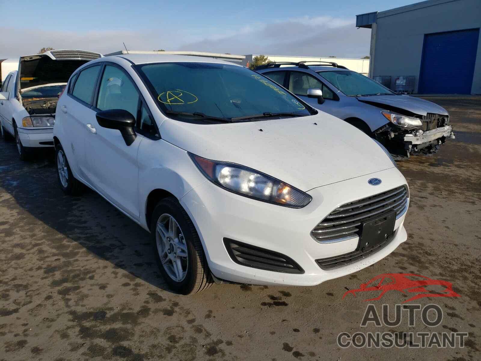 FORD FIESTA 2018 - 3FADP4EJ4JM121897