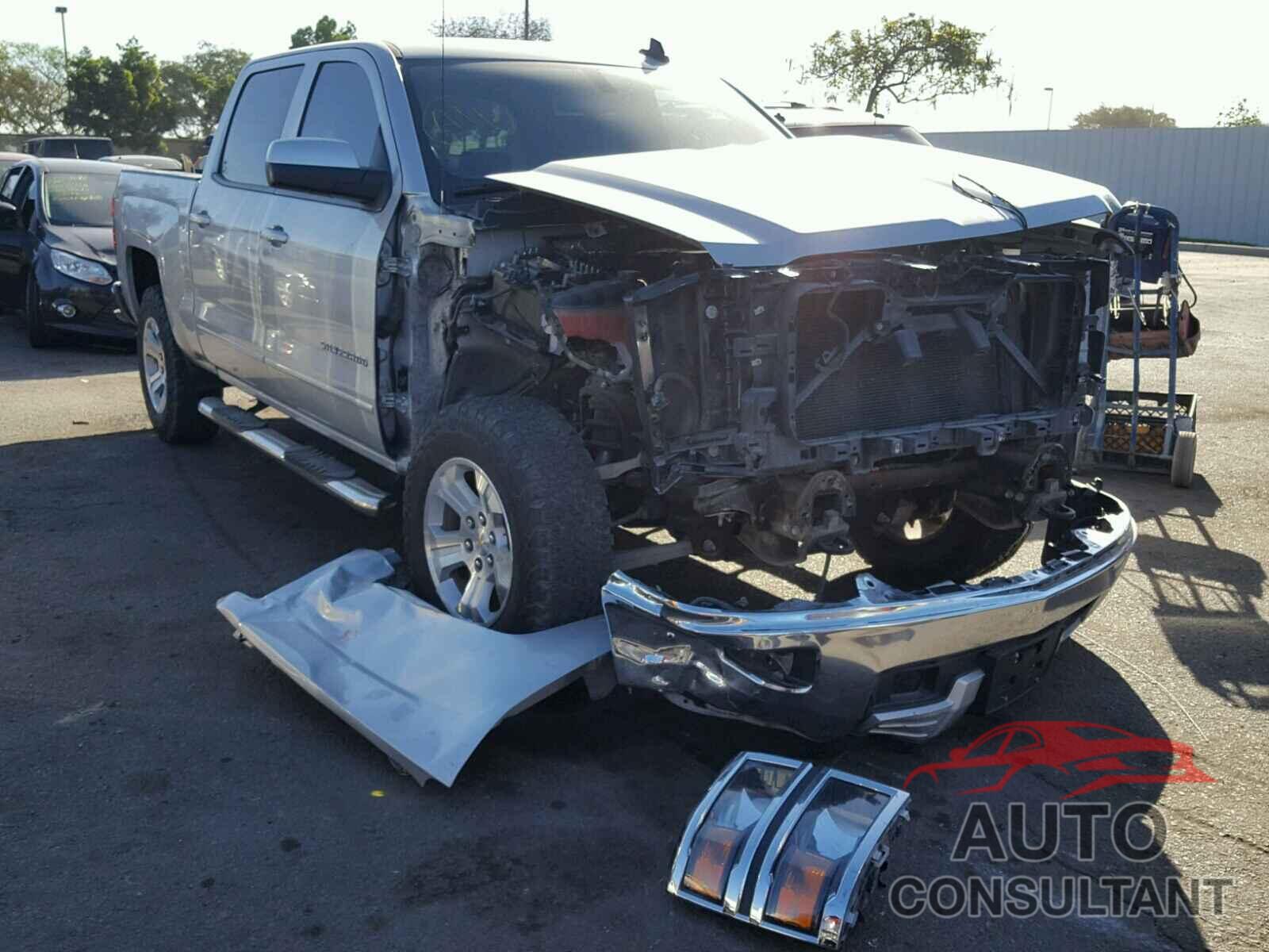 CHEVROLET SILVERADO 2015 - 3GCUKREC3FG487119