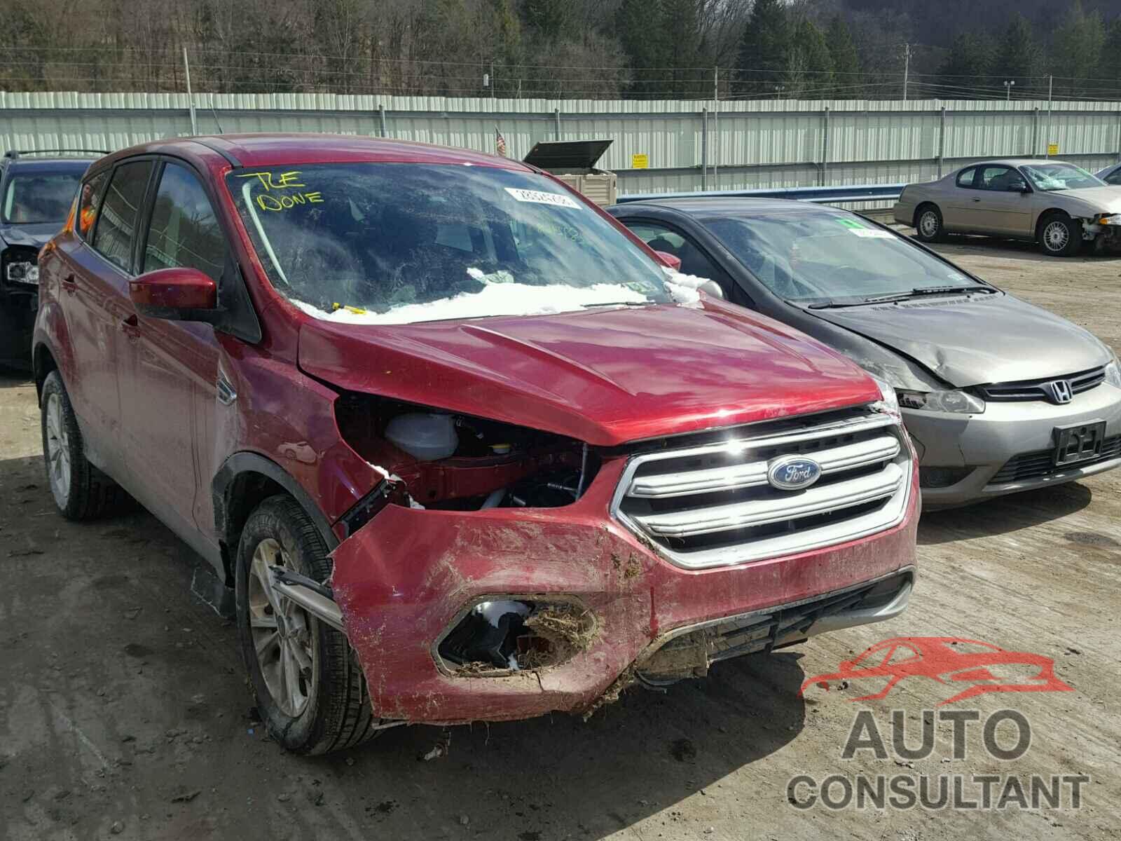 FORD ESCAPE 2017 - 1FMCU9GD6HUE67390