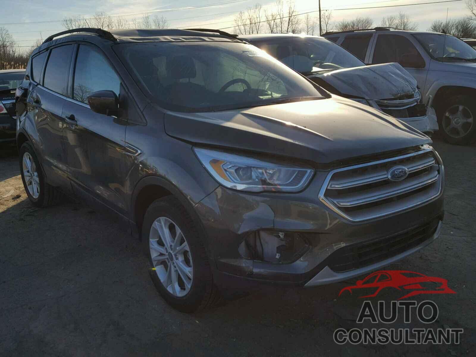 FORD ESCAPE 2017 - 1FMCU0GDXHUC94372