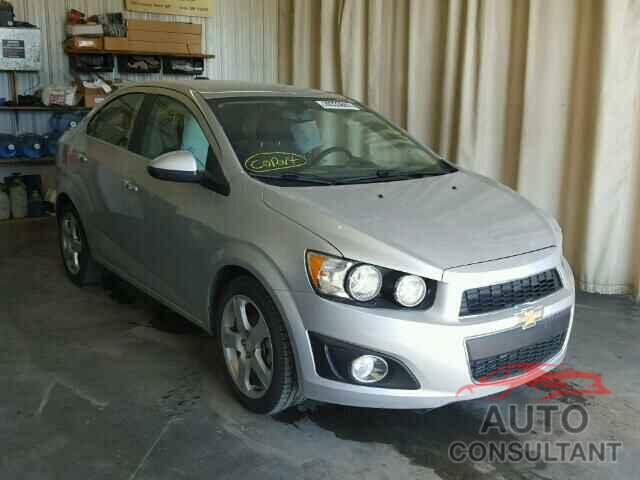 CHEVROLET SONIC 2016 - 1G1JE5SB1G4137087