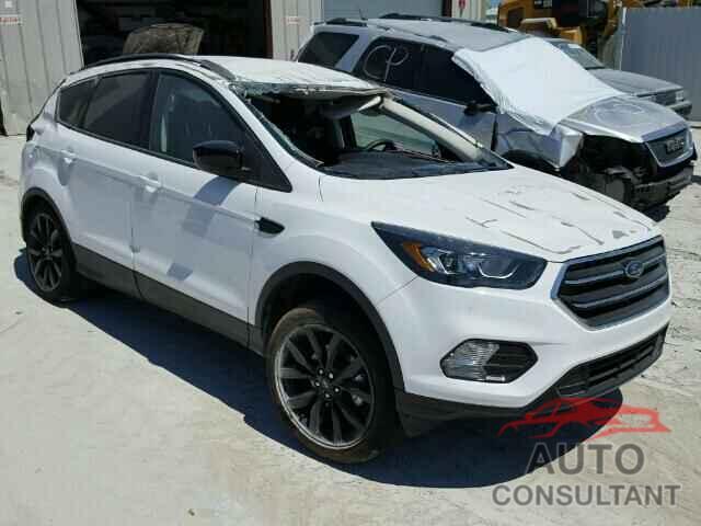 FORD ESCAPE 2017 - 1FMCU0GDXHUC43616