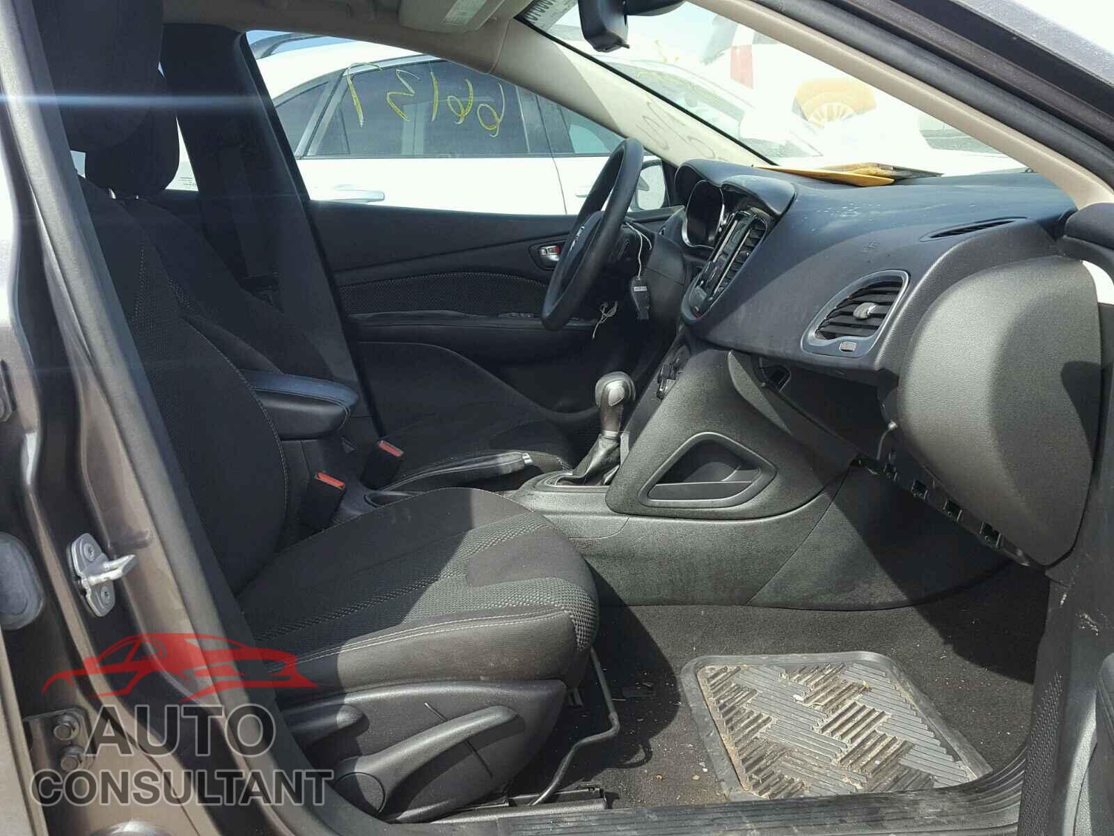 DODGE DART 2015 - 1C3CDFBB0FD265302