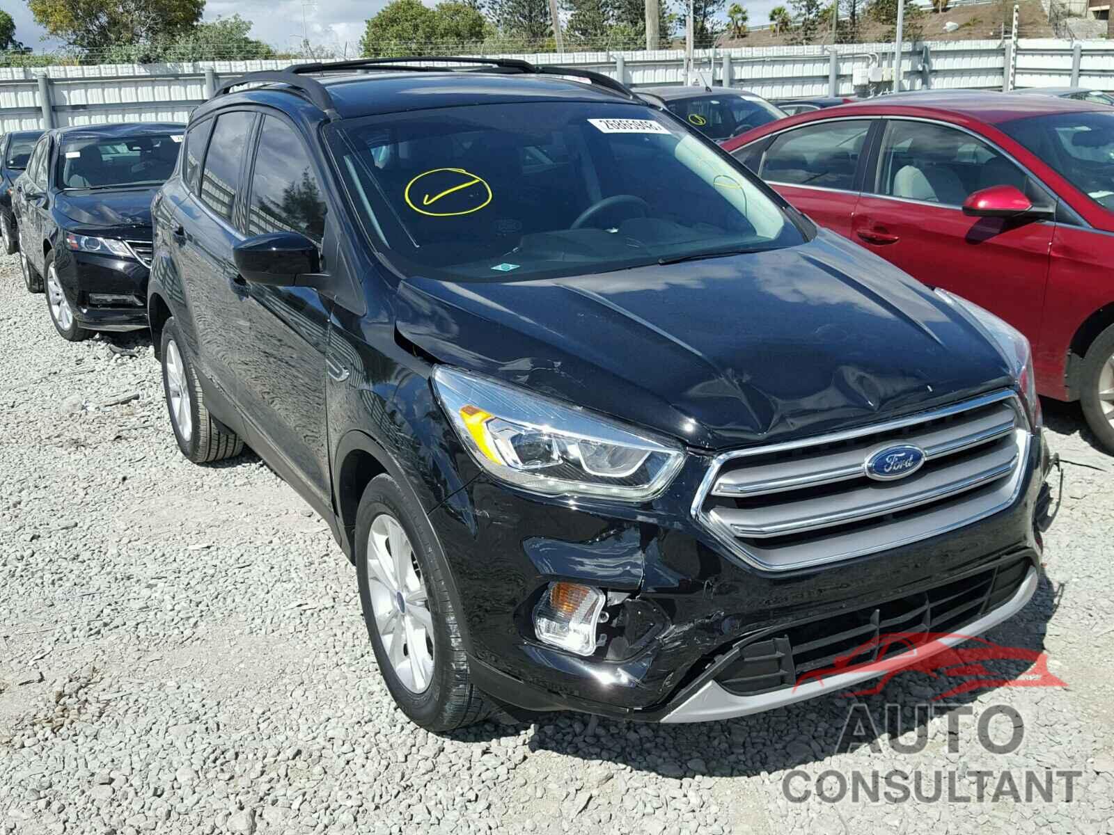 FORD ESCAPE 2017 - 1FMCU0GD6HUC07258