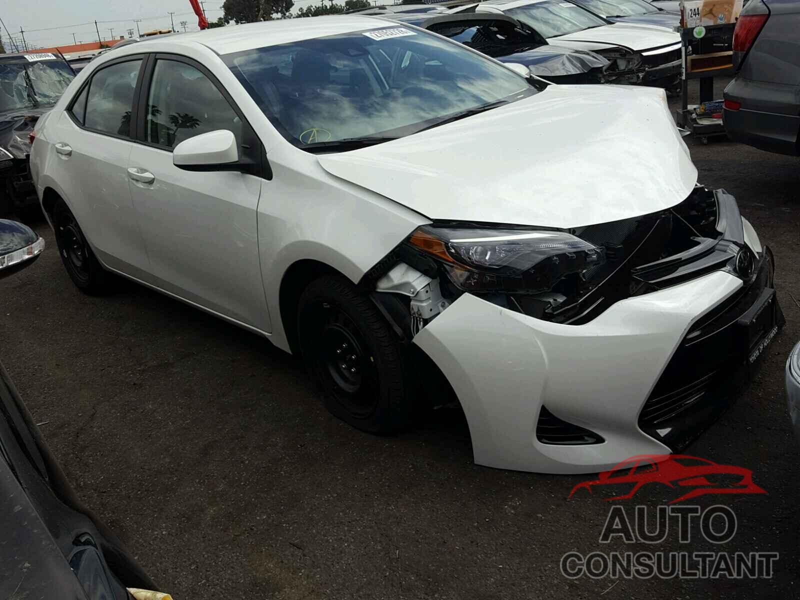 TOYOTA COROLLA 2018 - 5YFBURHE7JP760094