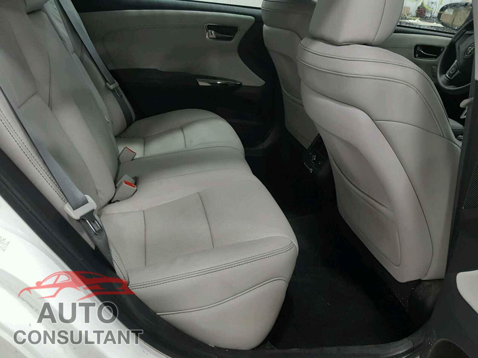 TOYOTA AVALON 2018 - 4T1BD1EB4JU060561