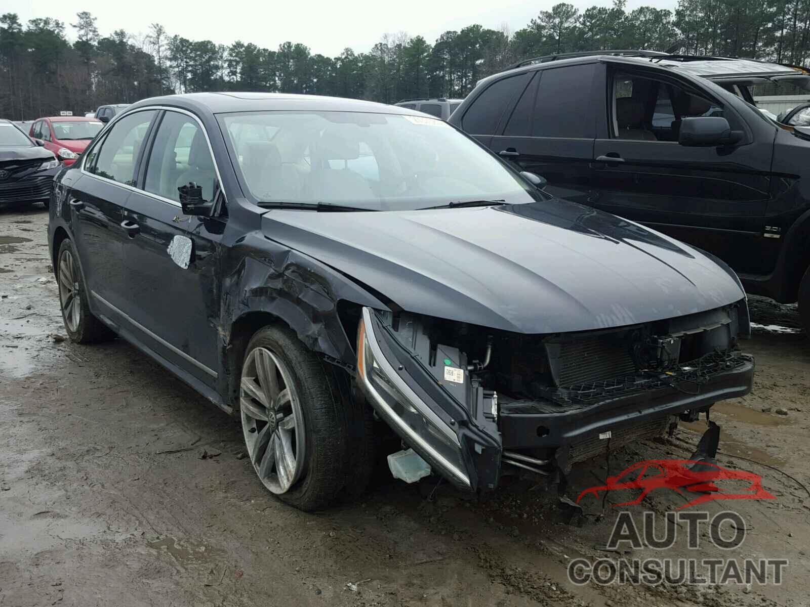 VOLKSWAGEN PASSAT 2017 - 1VWGT7A39HC011559