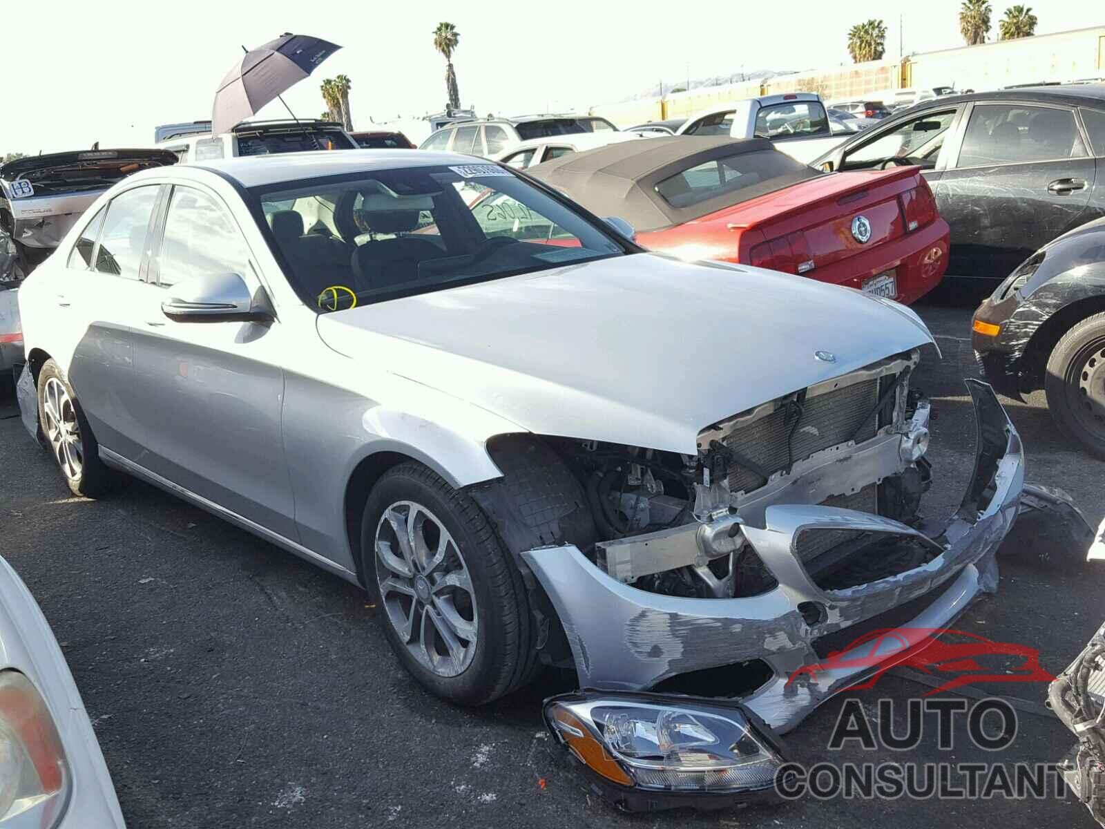 MERCEDES-BENZ C300 2016 - 55SWF4JB9GU145435