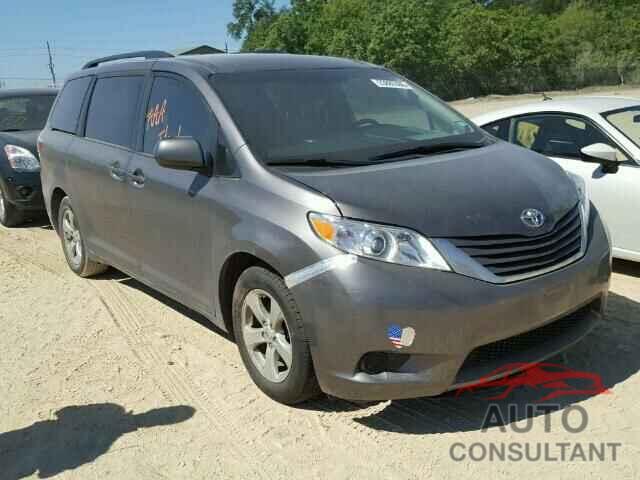 TOYOTA SIENNA 2015 - 5TDKK3DC2FS672396