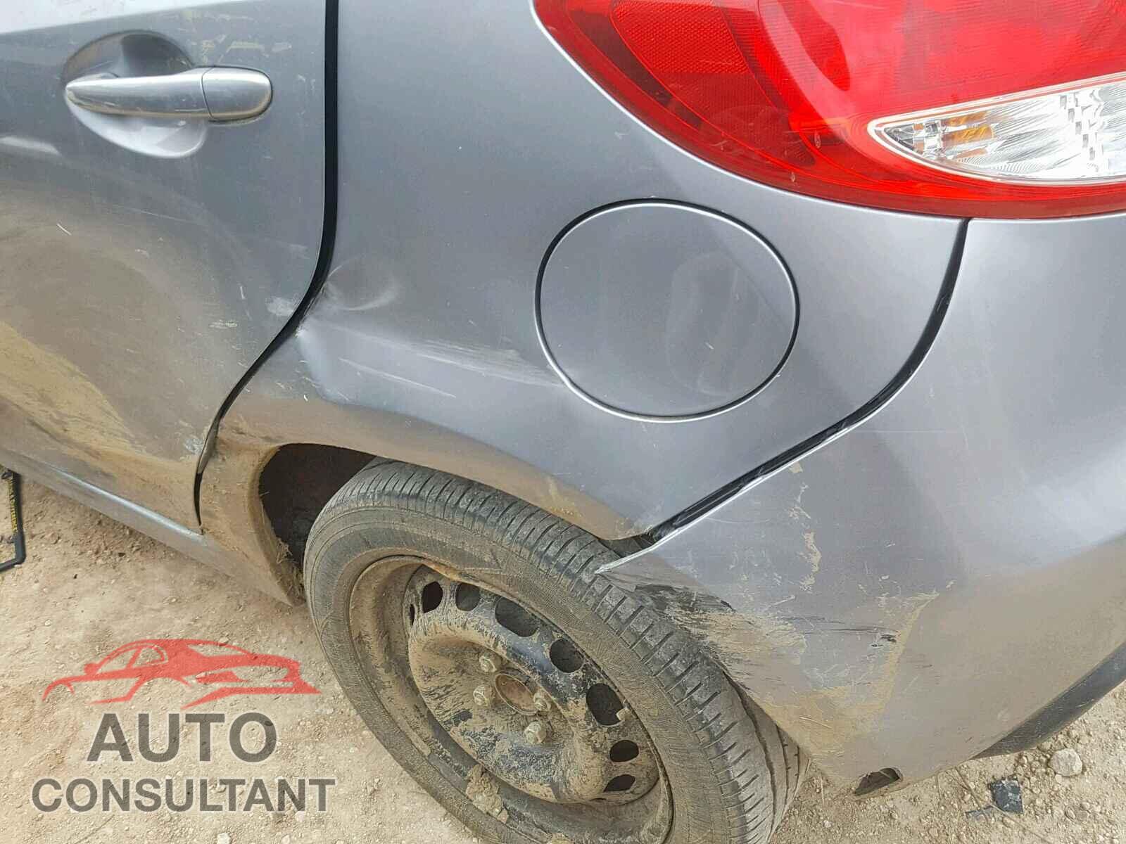MAZDA 2 2014 - JM1DE1KY6E0178546