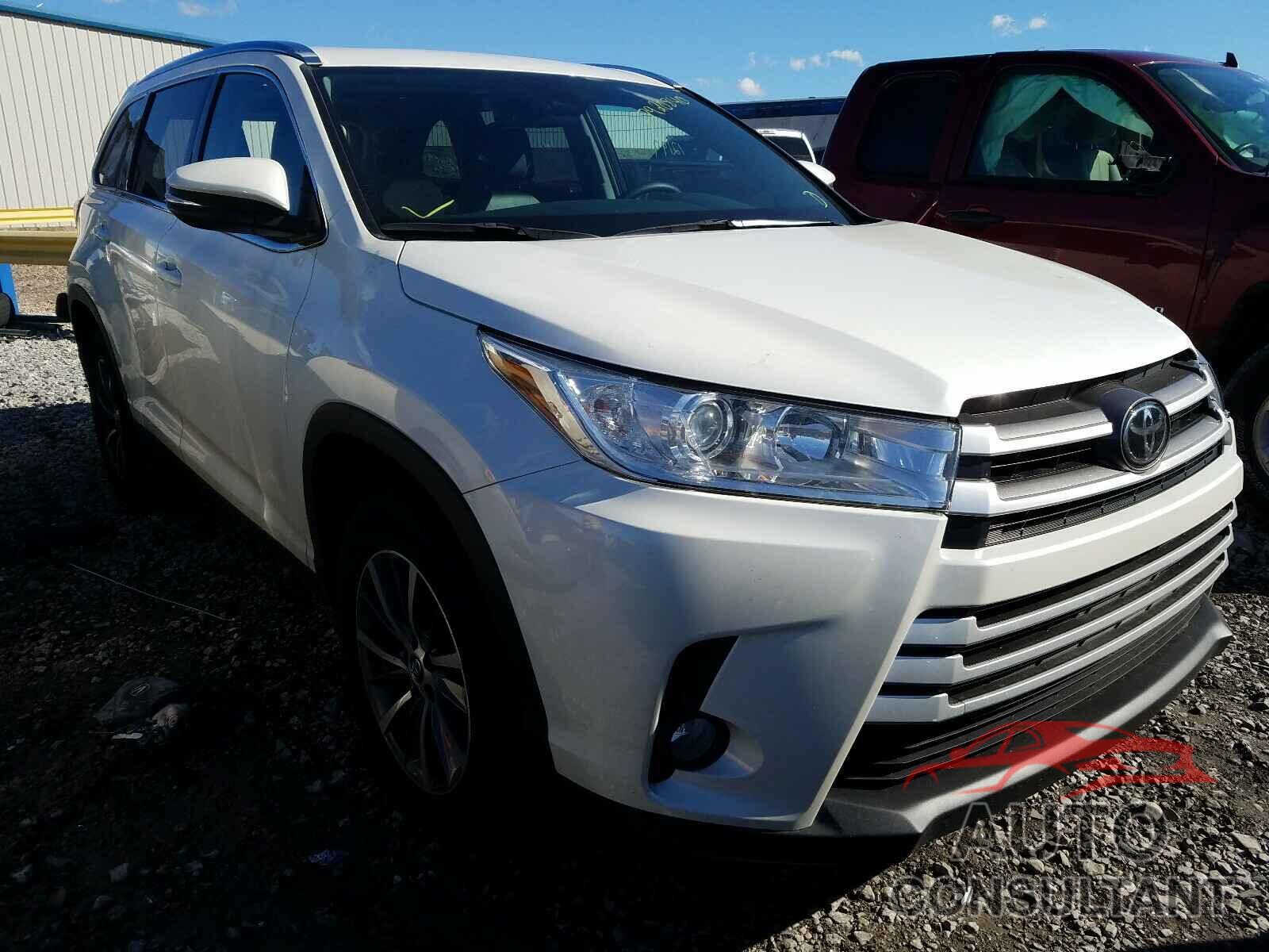 TOYOTA HIGHLANDER 2019 - 5TDKZRFH1KS324641