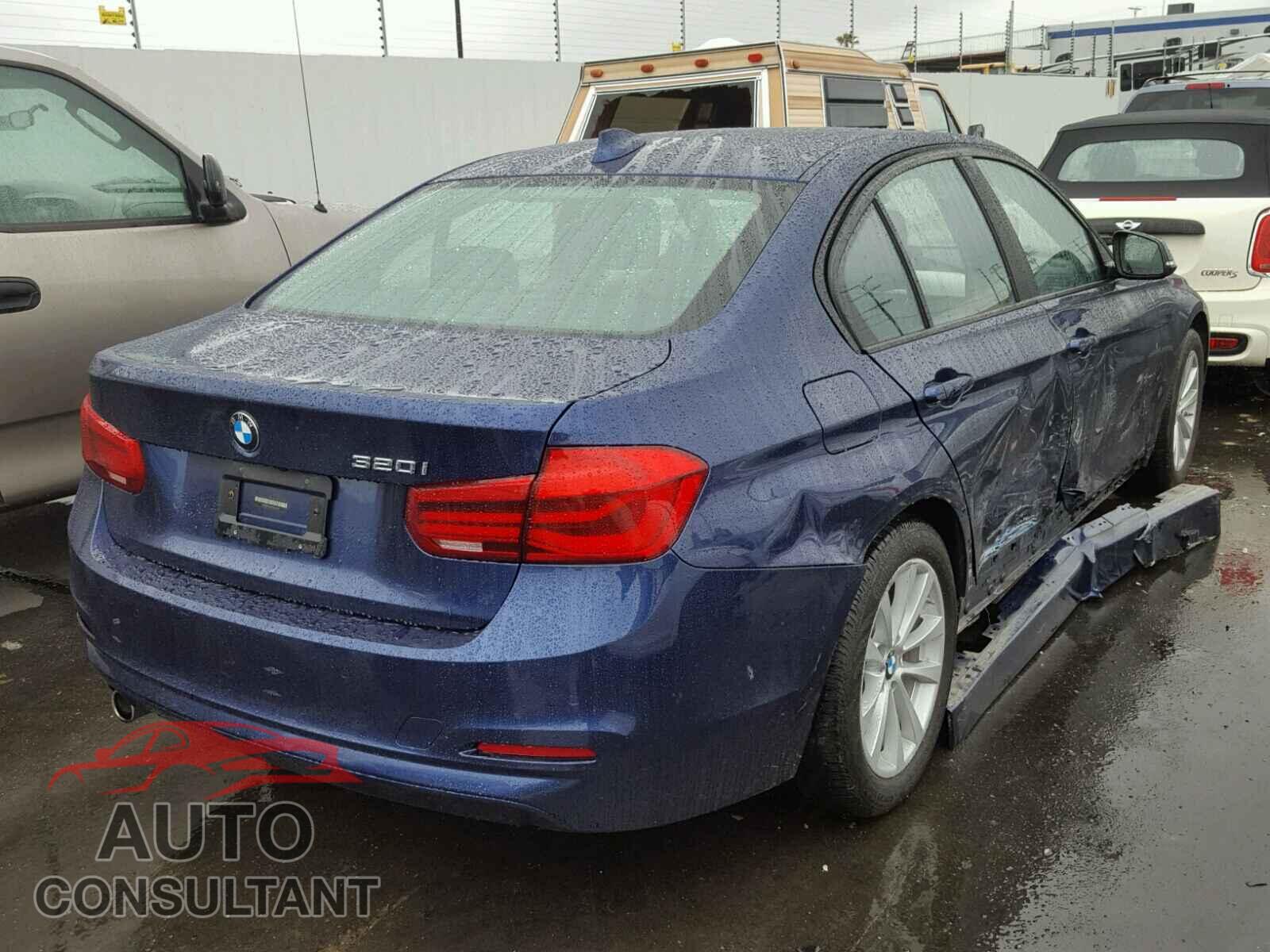 BMW 3 SERIES 2016 - WBA8E1G51GNU11462