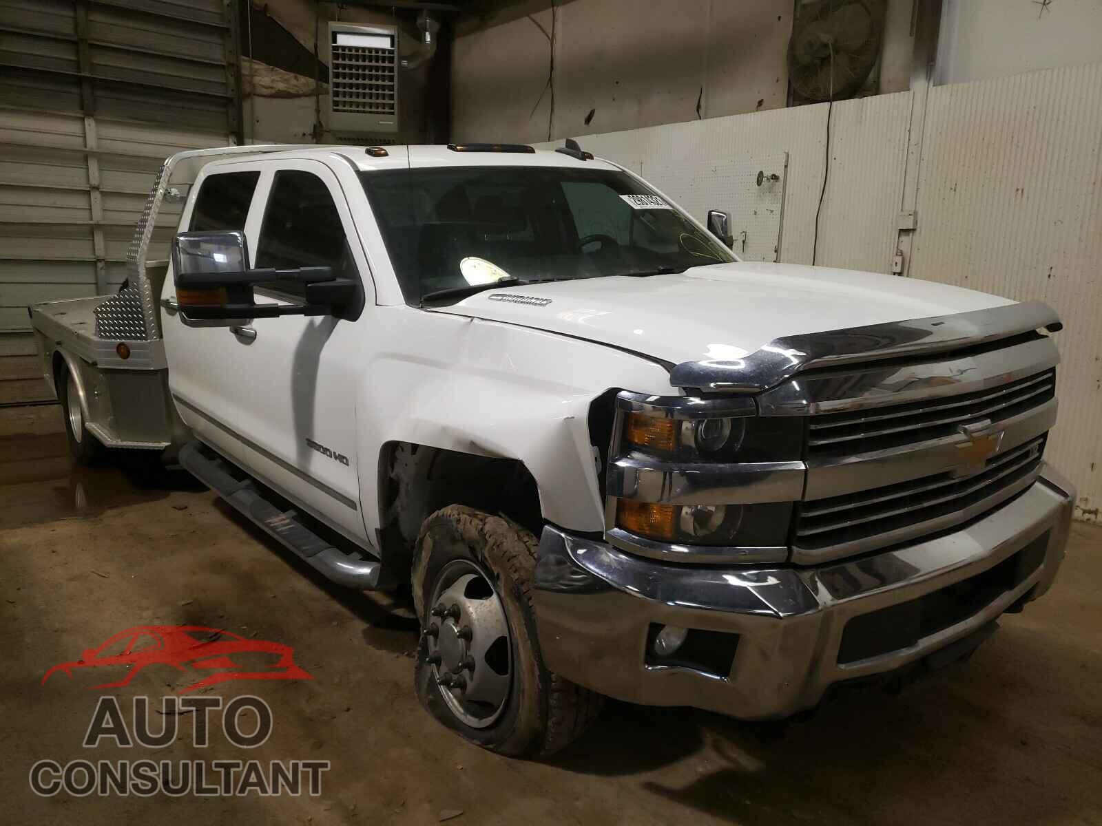 CHEVROLET SILVERADO 2016 - ML32F3FJ2KHF18551