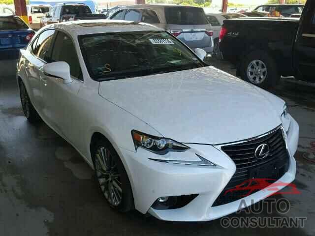 LEXUS IS250 2015 - JTHBF1D22F5082025