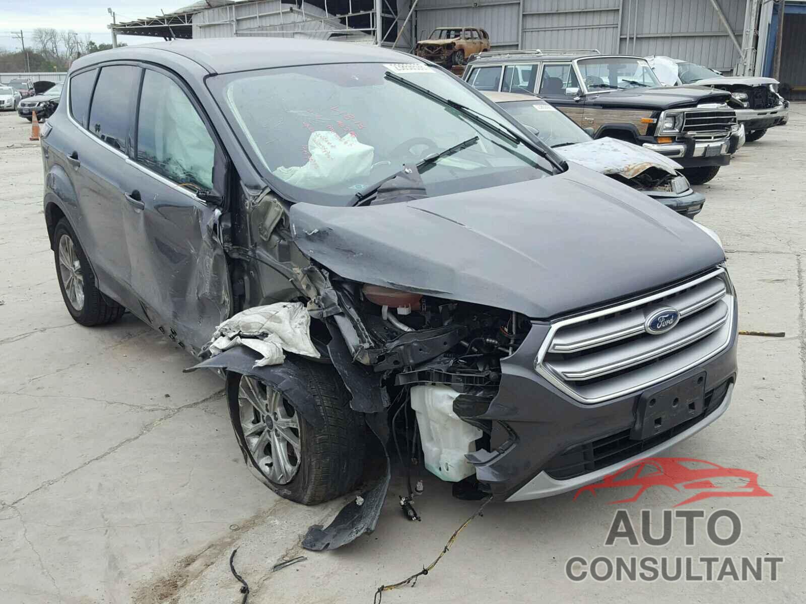 FORD ESCAPE 2017 - 1FMCU0GD7HUB28990