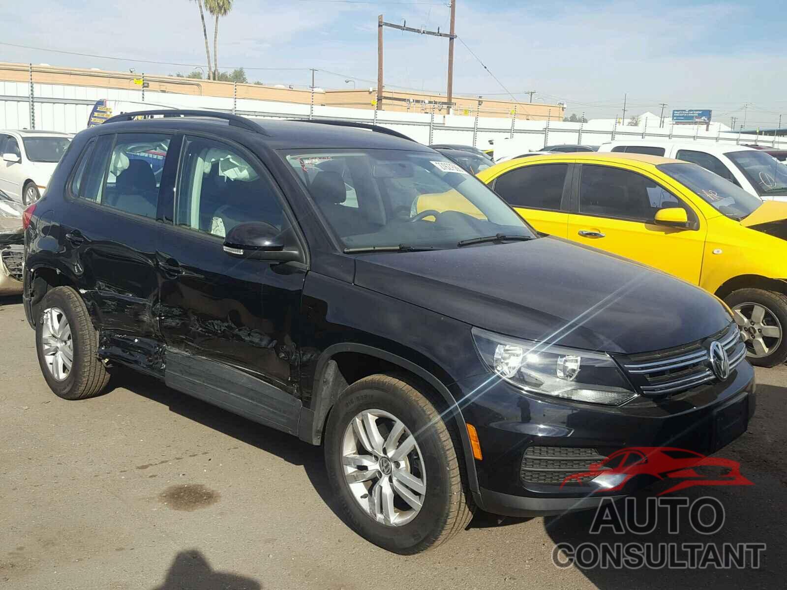 VOLKSWAGEN TIGUAN 2015 - WVGAV7AX2FW519675