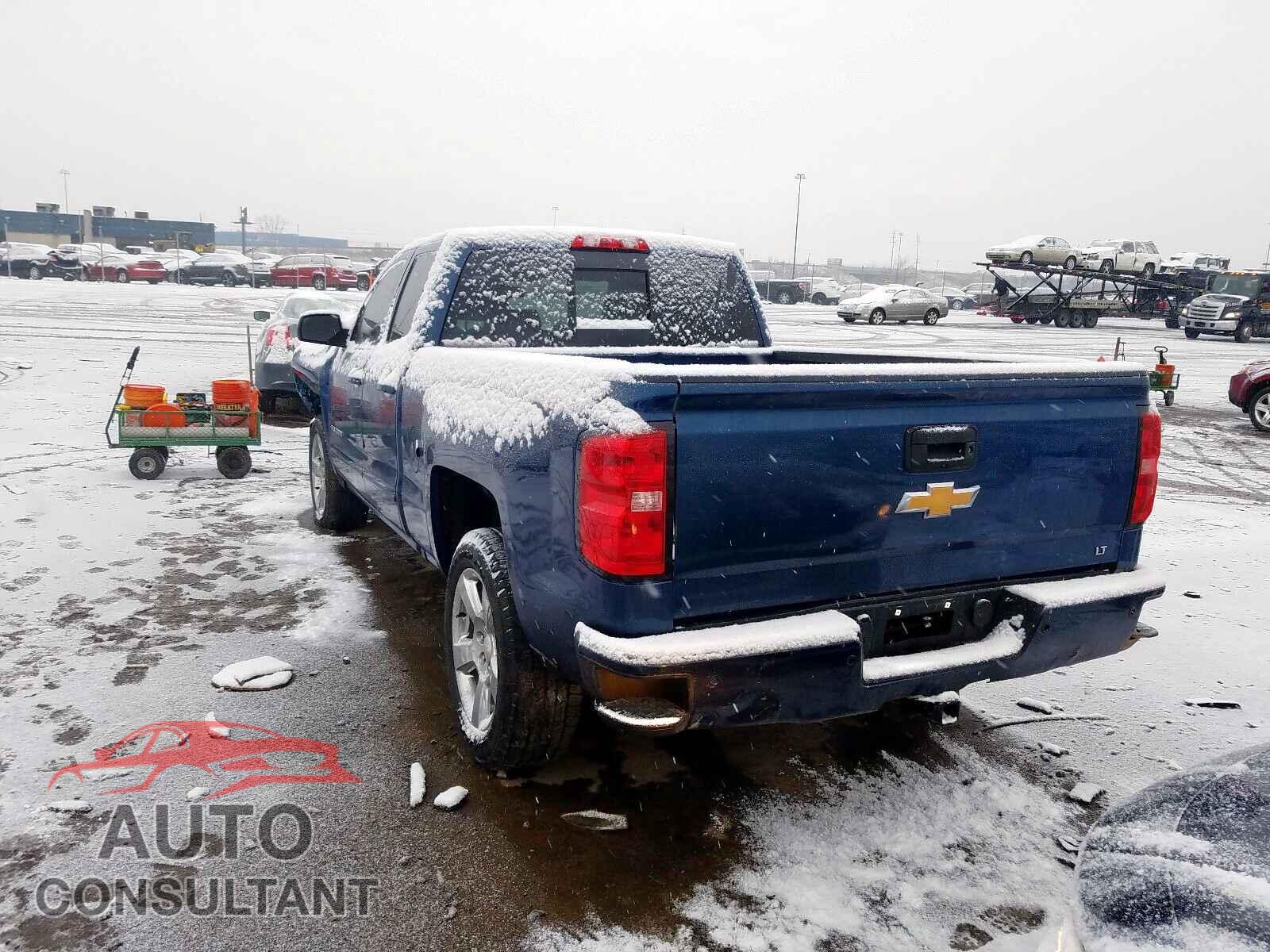 CHEVROLET SILVERADO 2018 - 1HGCV2F34LA031649
